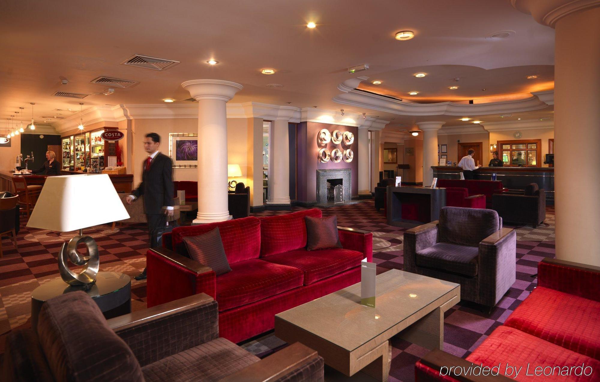 布兰兹哈奇达特福德Spa美居酒店 艾什 餐厅 照片